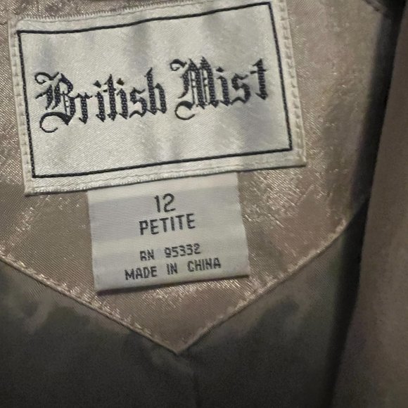 Vintage British Mist Trench Coat Shimmering Champagne Rain Size 12 Petite - Picture 11 of 16
